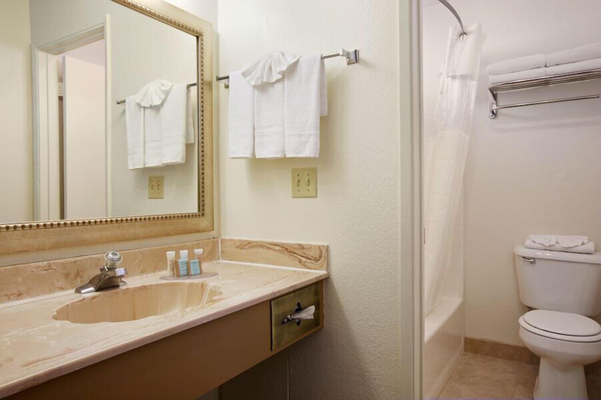 Travelodge Inn & Suites By Wyndham Yucca Valley/Joshua Tree Quarto foto