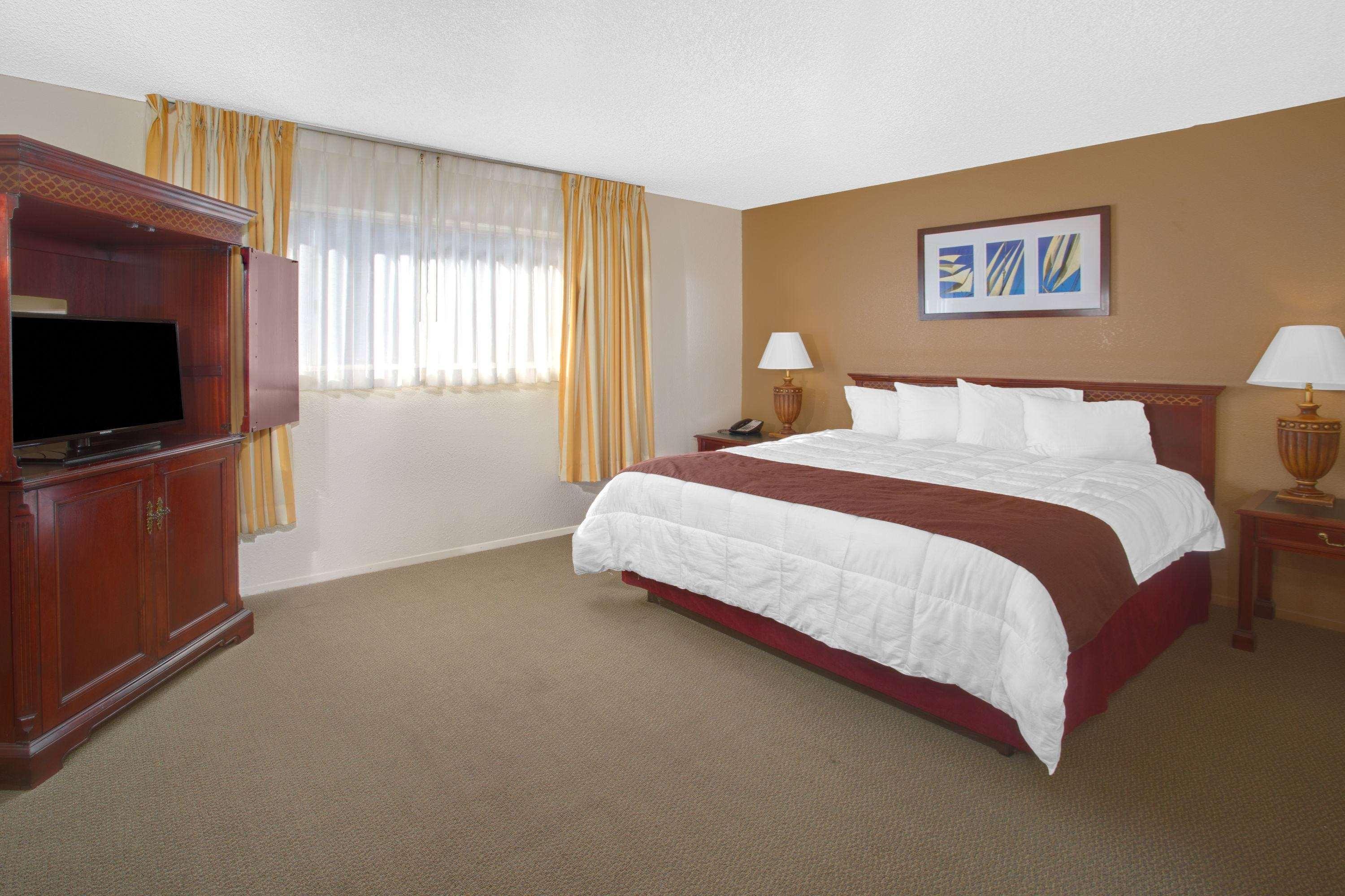Travelodge Inn & Suites By Wyndham Yucca Valley/Joshua Tree Exterior foto