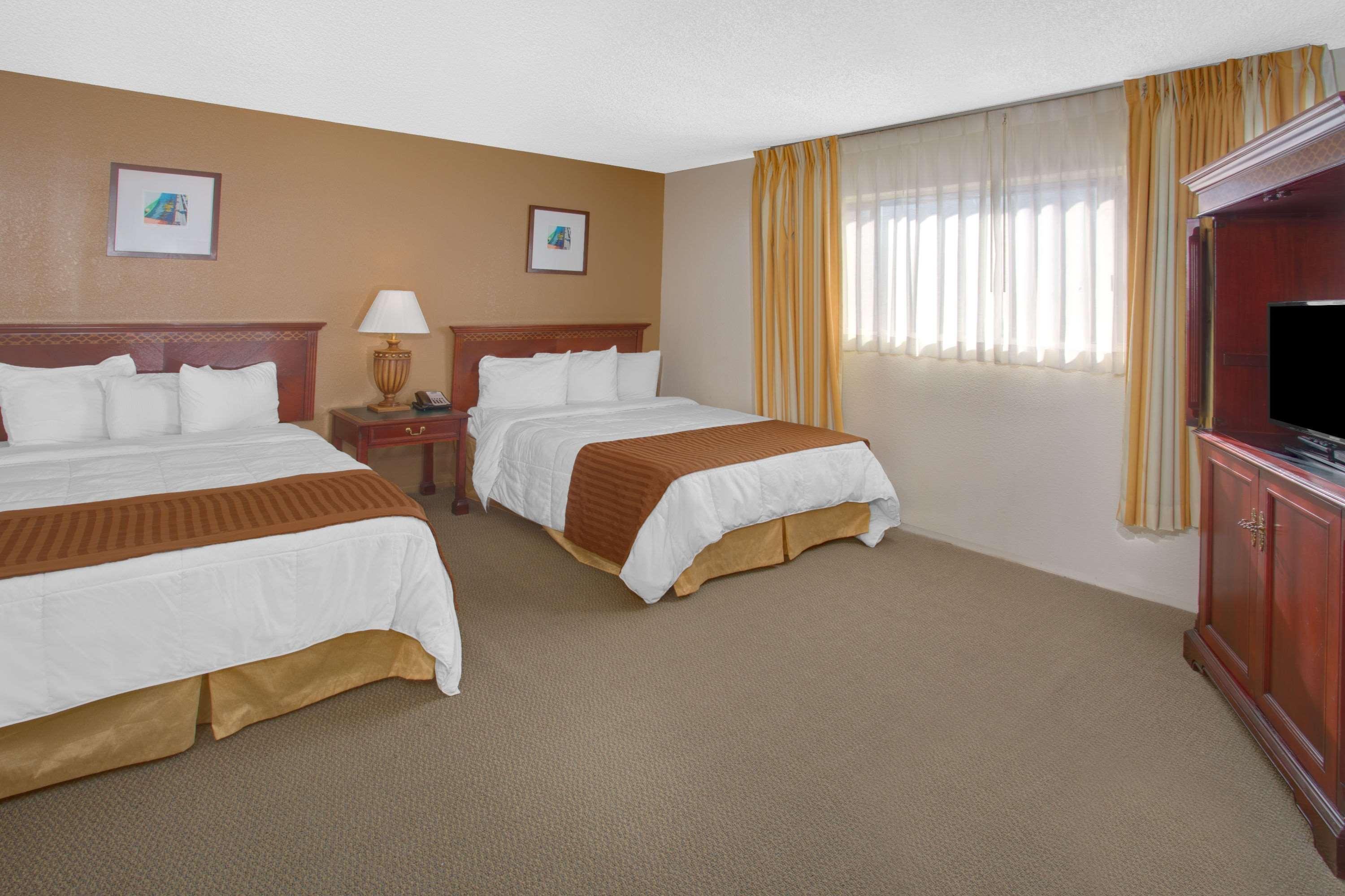 Travelodge Inn & Suites By Wyndham Yucca Valley/Joshua Tree Exterior foto