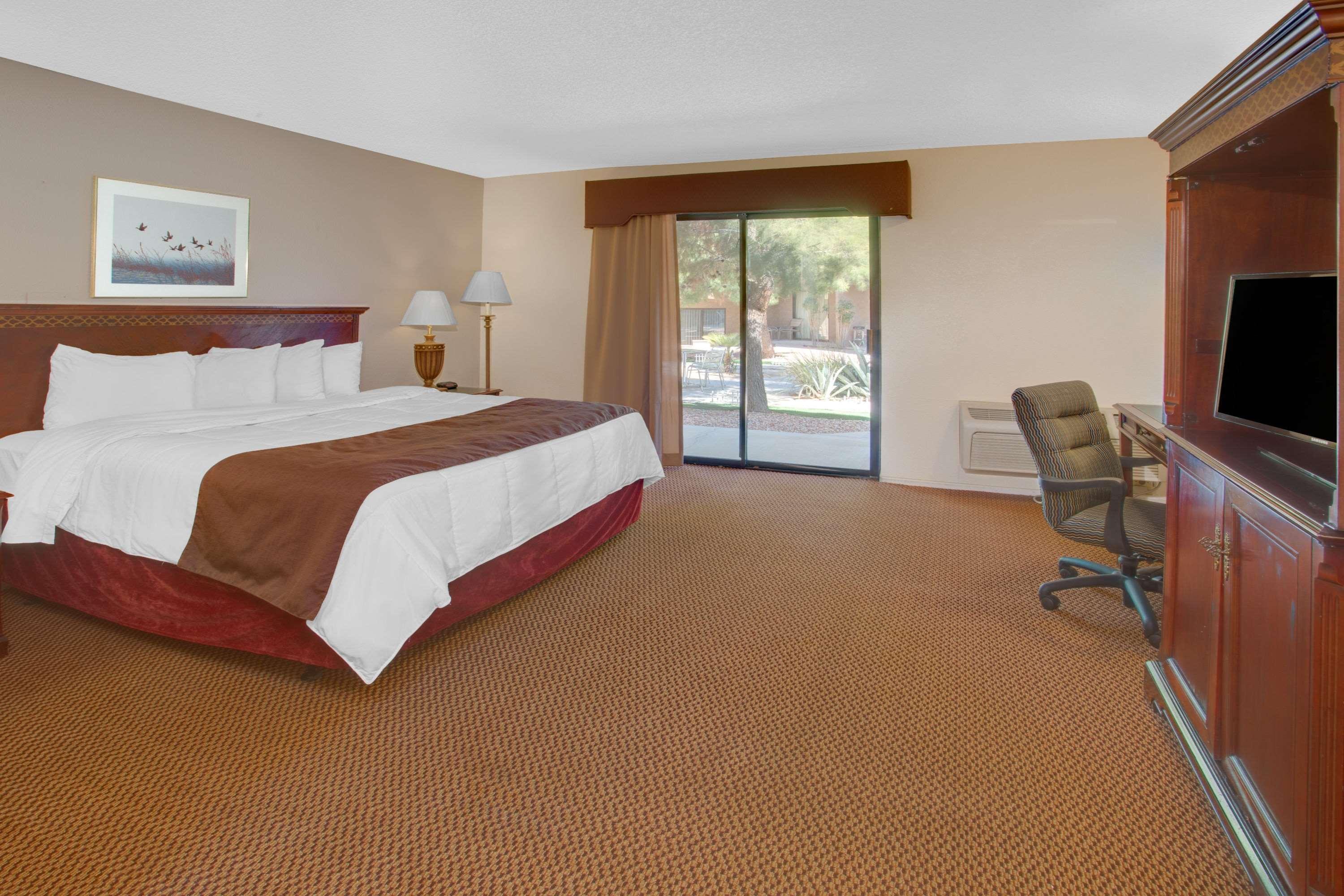 Travelodge Inn & Suites By Wyndham Yucca Valley/Joshua Tree Exterior foto